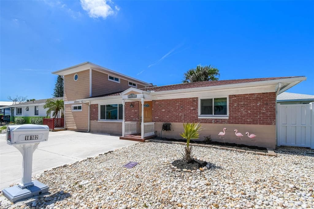 18102 2ND ST E REDINGTON SHORES, FL 33708