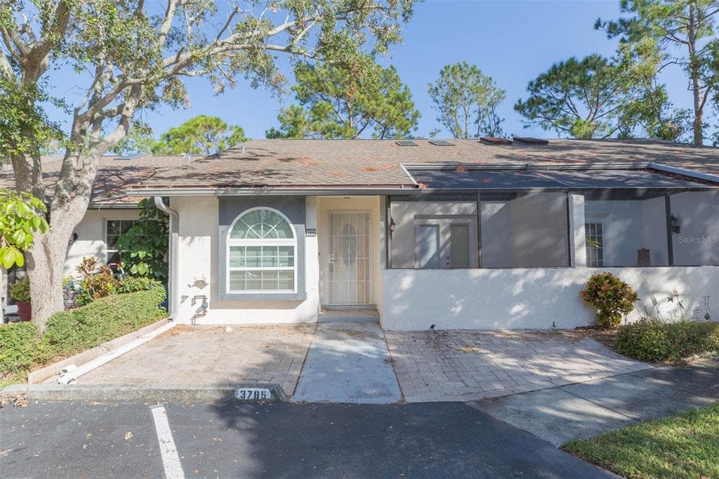 3777 MISSION COURT LARGO, FL 33771