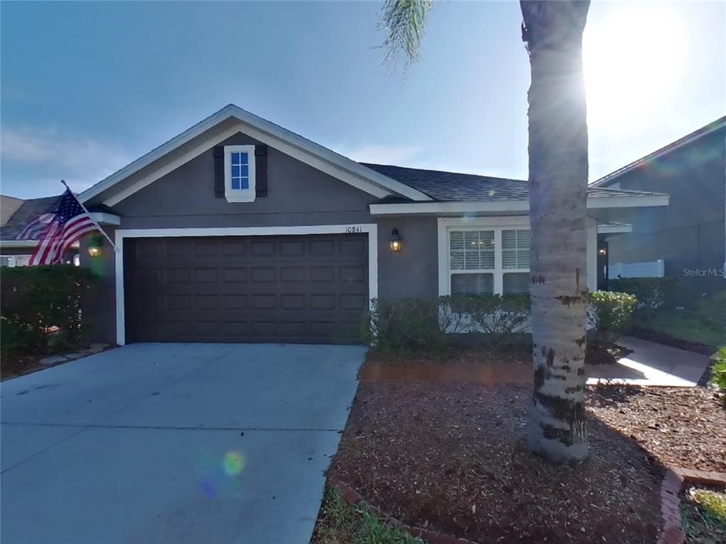 10841 KIRKWALL PORT DRIVE WIMAUMA, FL 33598