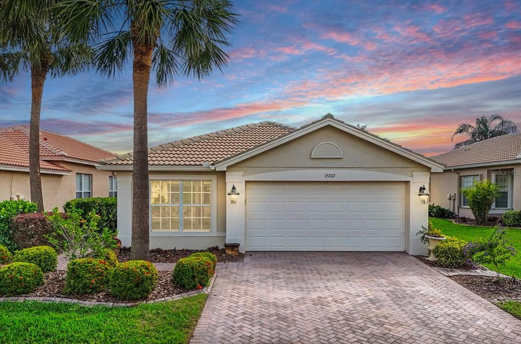 15707 CRYSTAL WATERS DRIVE WIMAUMA, FL 33598