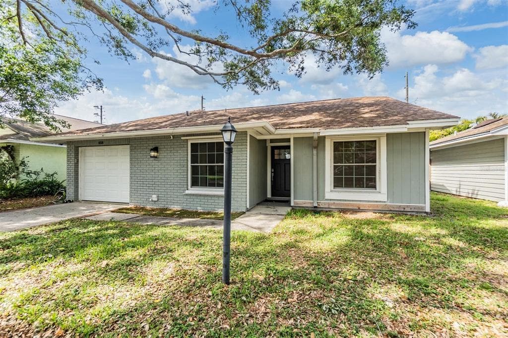 856 FRANKLIN CIRCLE PALM HARBOR, FL 34683