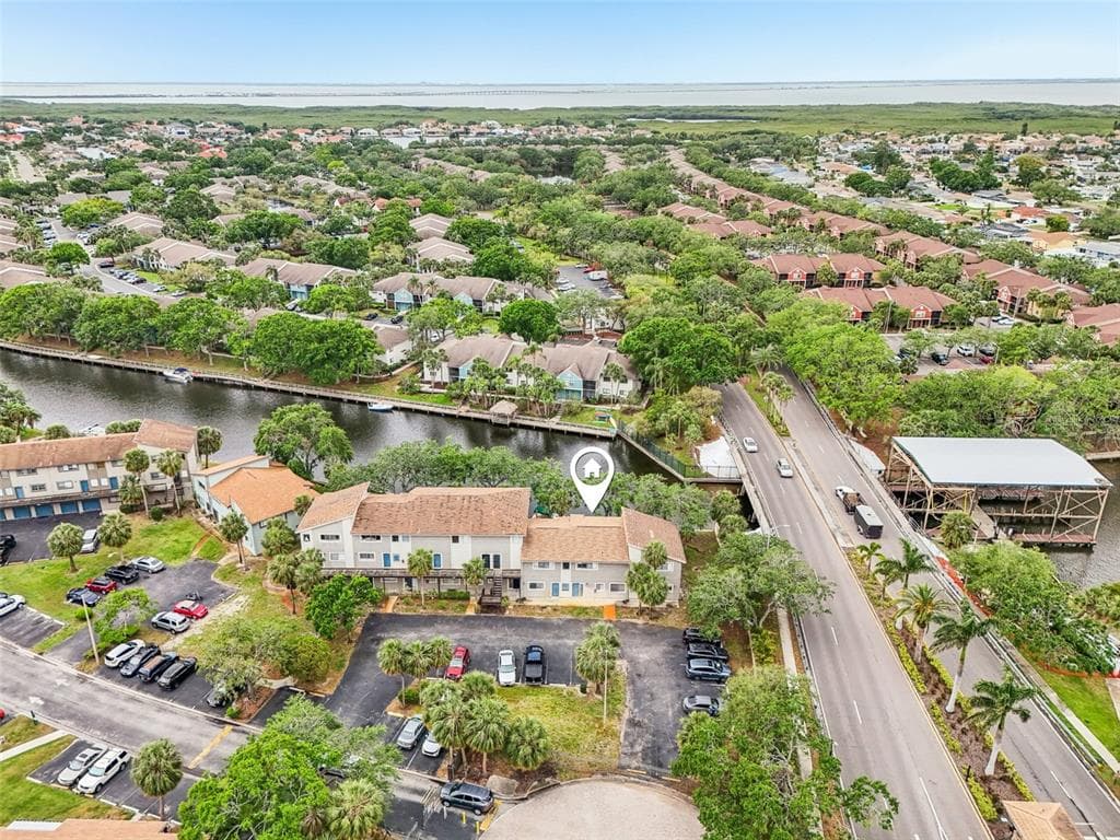 6301 NEWTOWN CIRCLE UNIT 1A5 TAMPA, FL 33615