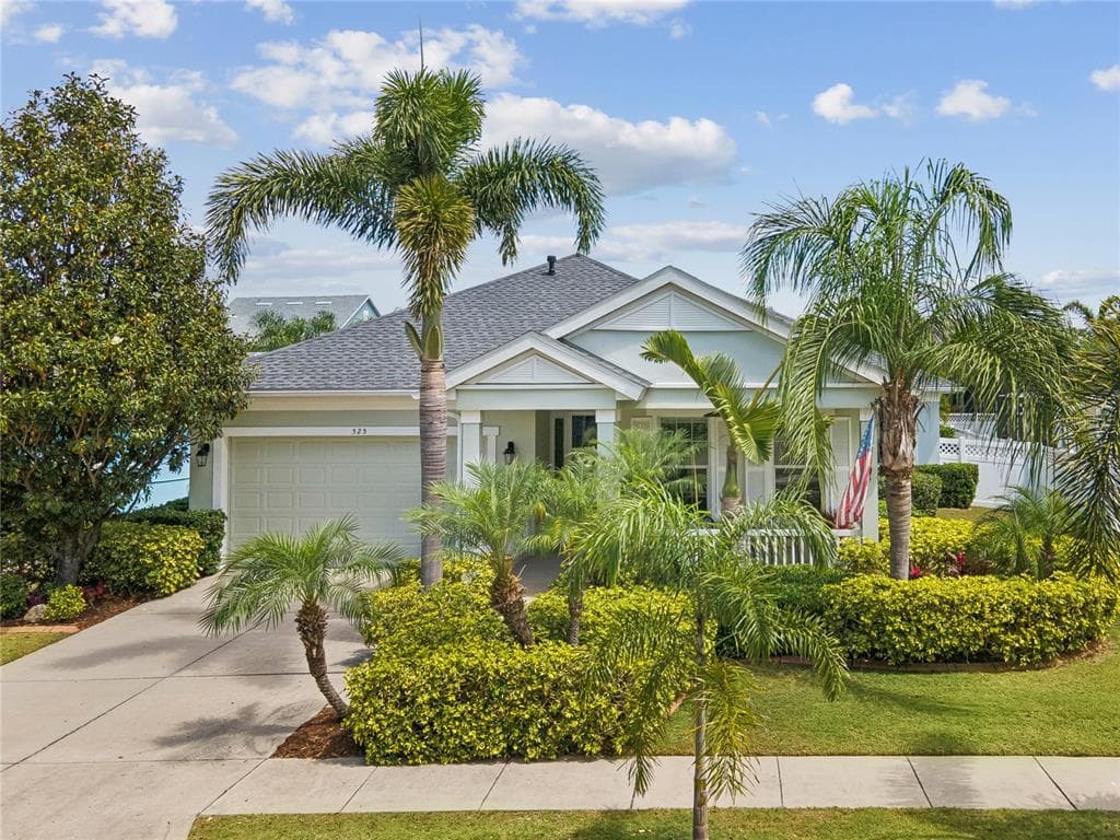 525 MANNS HARBOR DRIVE