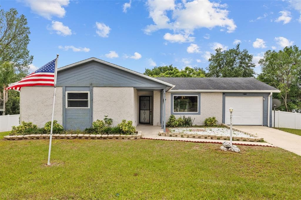 37420 CLINTON AVENUE DADE CITY, FL 33525