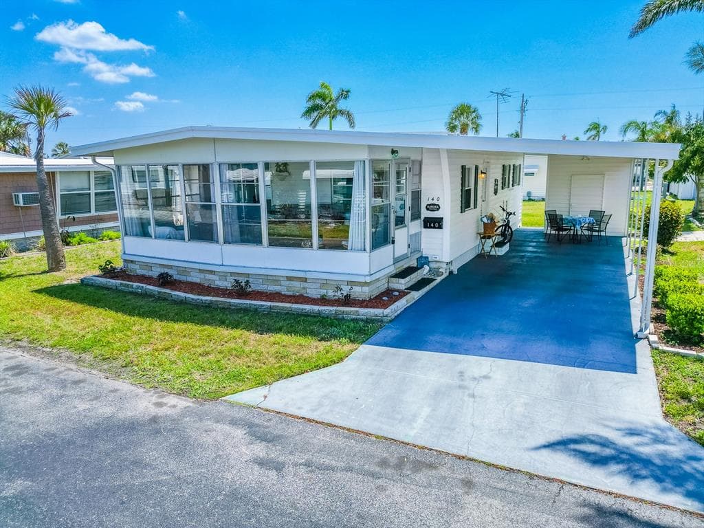 18675 US HIGHWAY 19 N UNIT 140 CLEARWATER, FL 33764