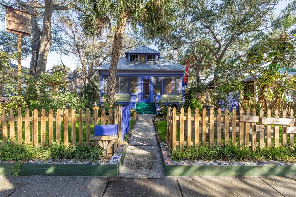 125 19TH AVENUE S ST PETERSBURG, FL 33705