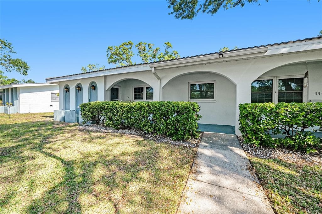 11200 102ND AVENUE N UNIT 36 SEMINOLE, FL 33778