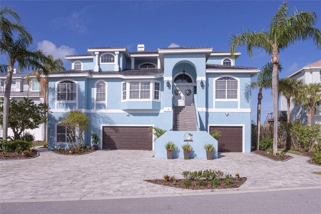 2111 ALEXIS COURT