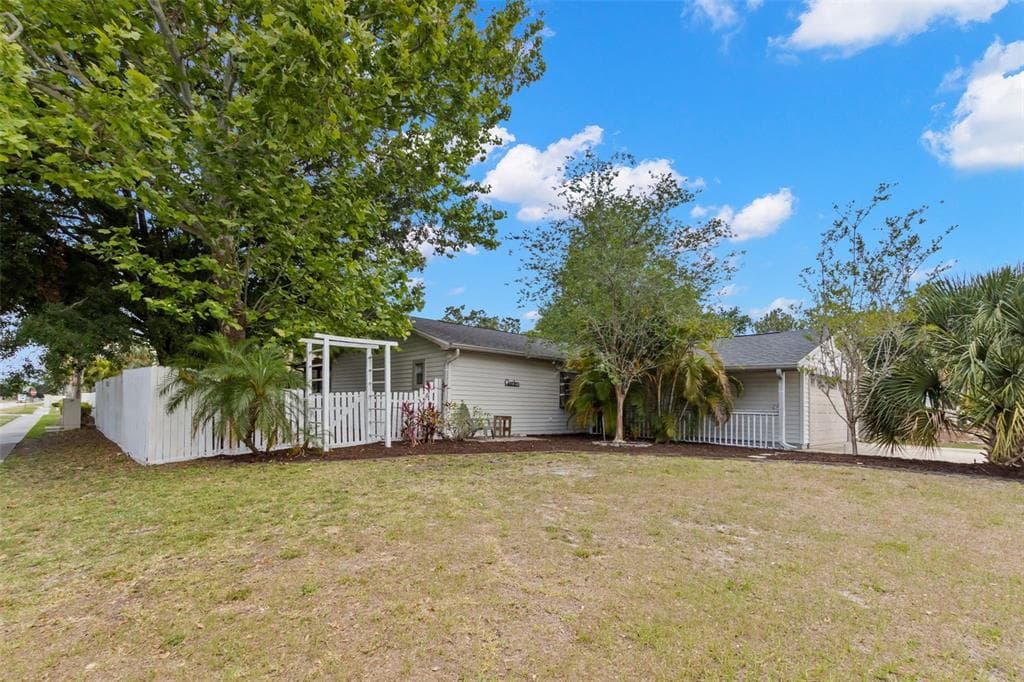 2001 HUDSON COURT OLDSMAR, FL 34677