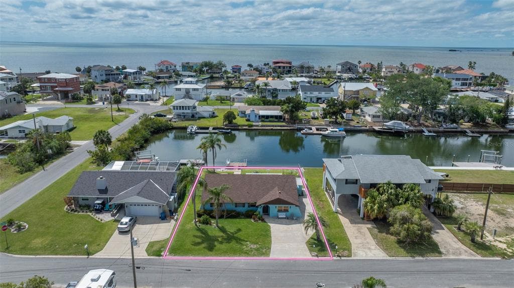 4271 NEWPORT DRIVE HERNANDO BEACH, FL 34607