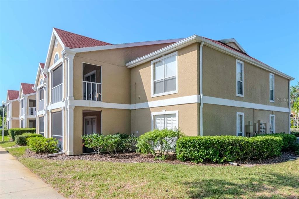 9481 HIGHLAND OAK DRIVE UNIT 313 TAMPA, FL 33647