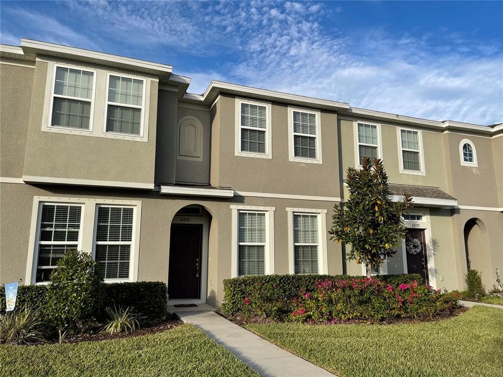 8818 WALNUT GABLE COURT RIVERVIEW, FL 33578