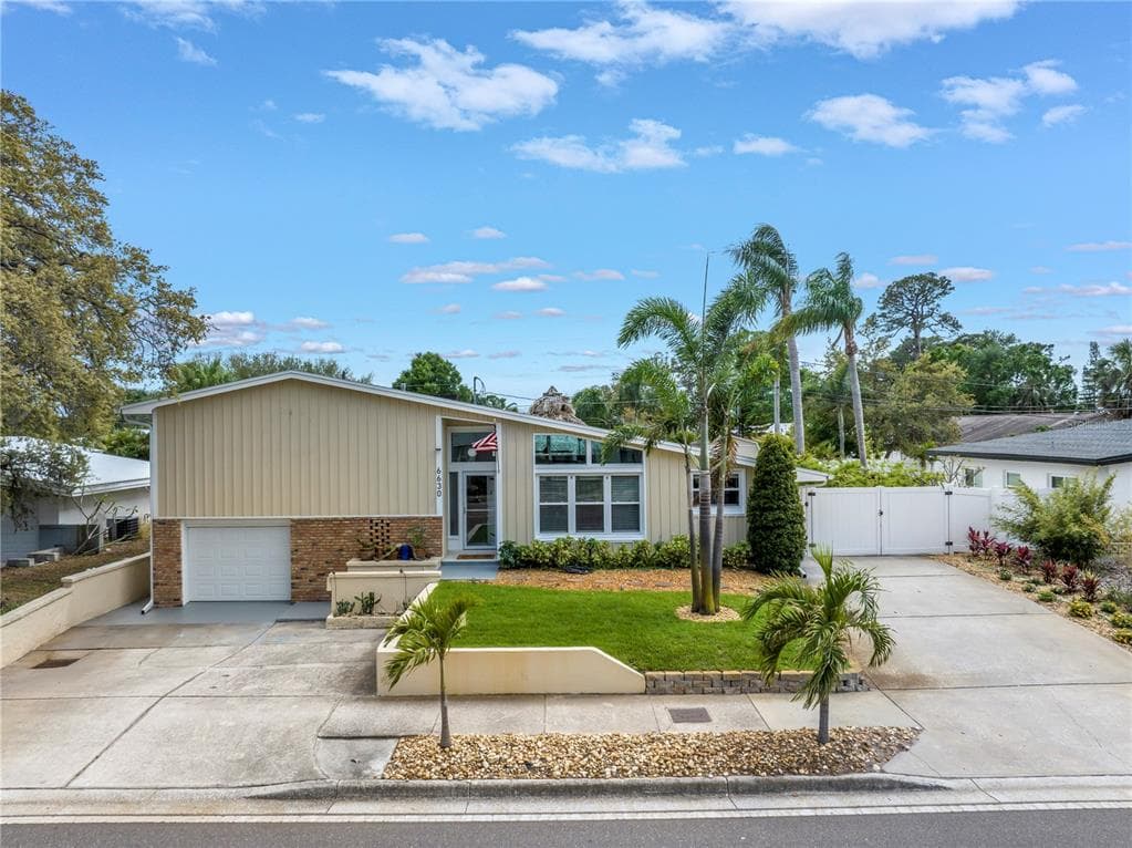 6630 GULFPORT BOULEVARD S SOUTH PASADENA, FL 33707