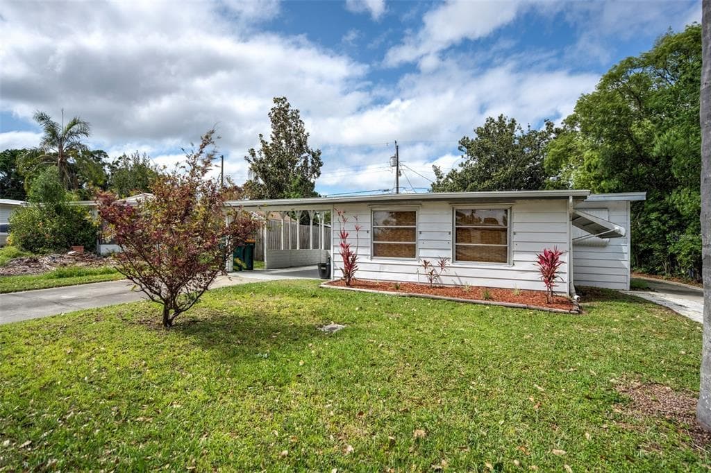 10275 117TH DRIVE LARGO, FL 33773