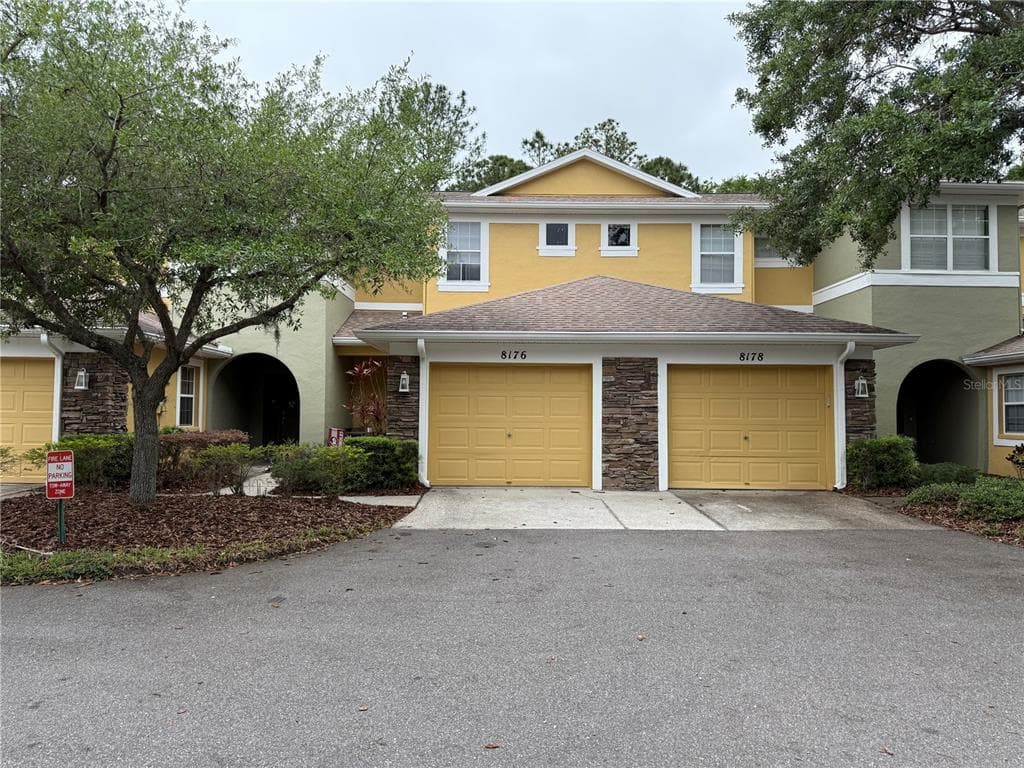 8176 STONE VIEW DRIVE TAMPA, FL 33647