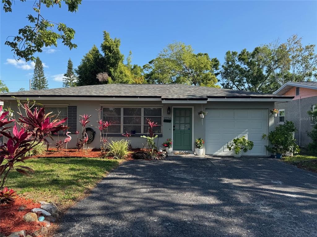 1026 8TH AVENUE NW LARGO, FL 33770