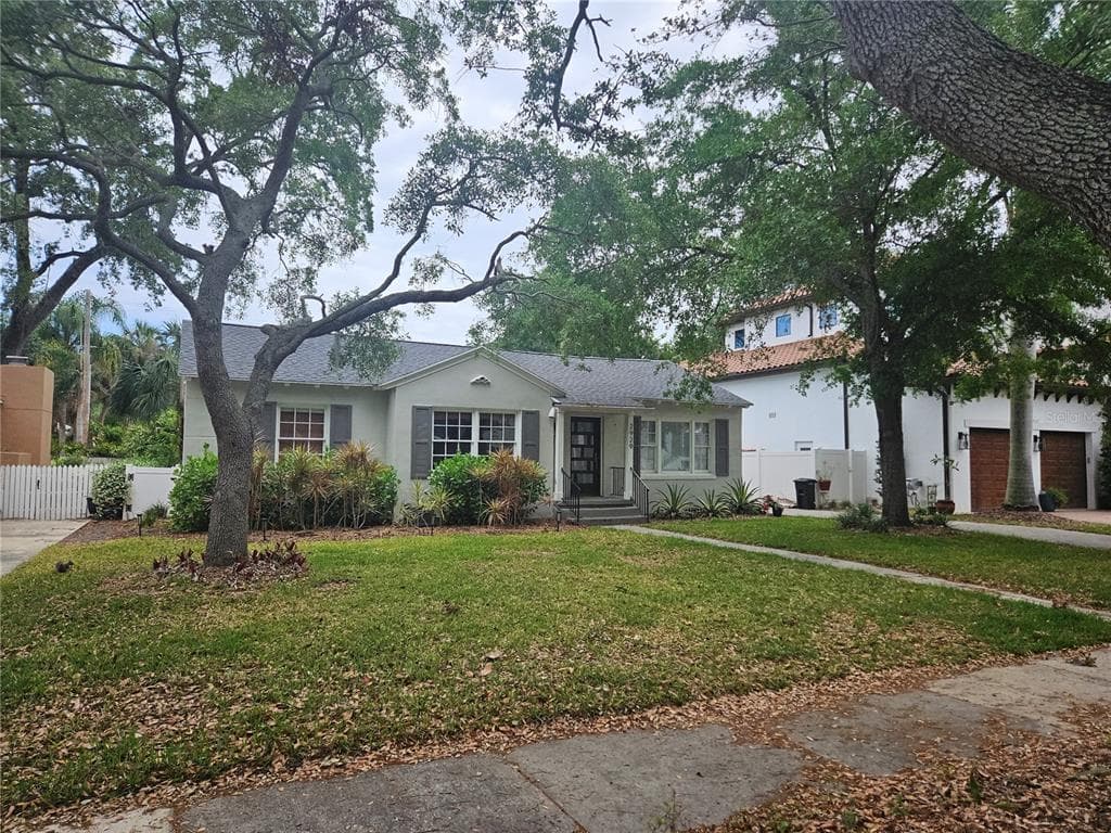 2929 W COACHMAN AVENUE TAMPA, FL 33611