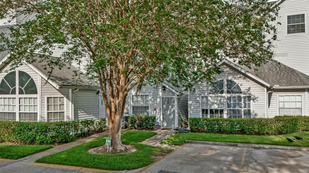 12287 ARMENIA GABLES CIRCLE TAMPA, FL 33612