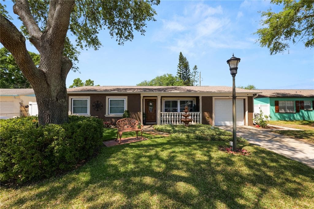 7814 LAKESIDE BOULEVARD