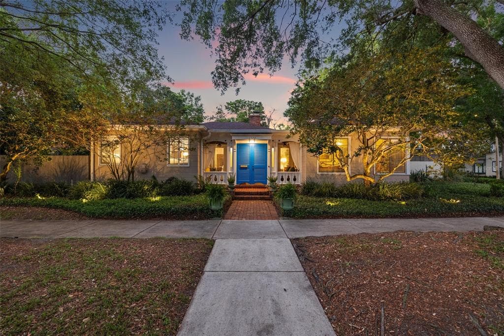1322 24TH AVENUE N ST PETERSBURG, FL 33704
