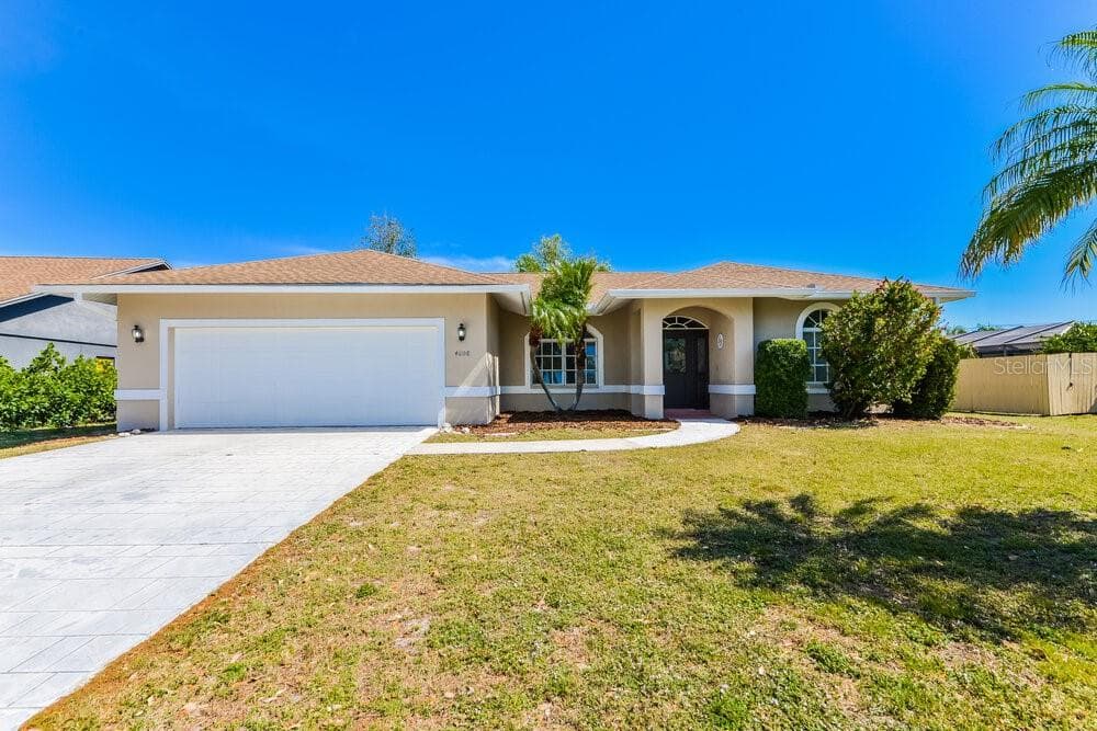 4608 MASEFIELD PLACE SARASOTA, FL 34241