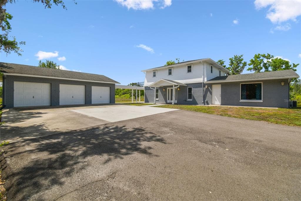 30229 COAST LANE WESLEY CHAPEL, FL 33545