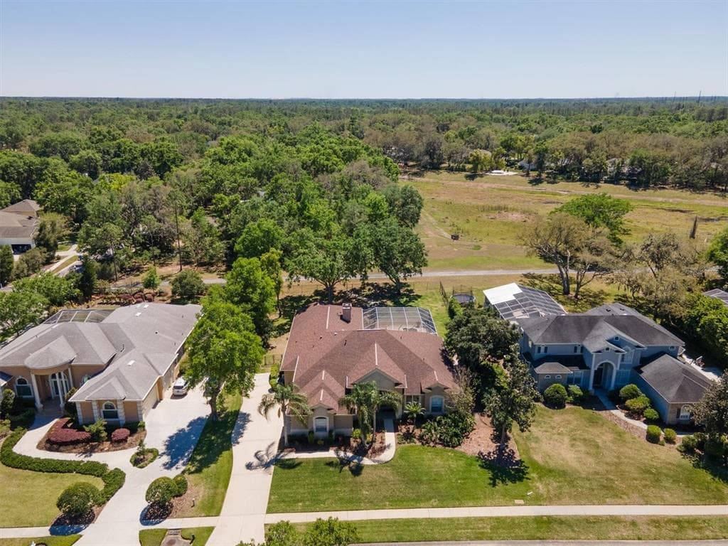 5807 THOREAU PLACE LITHIA, FL 33547