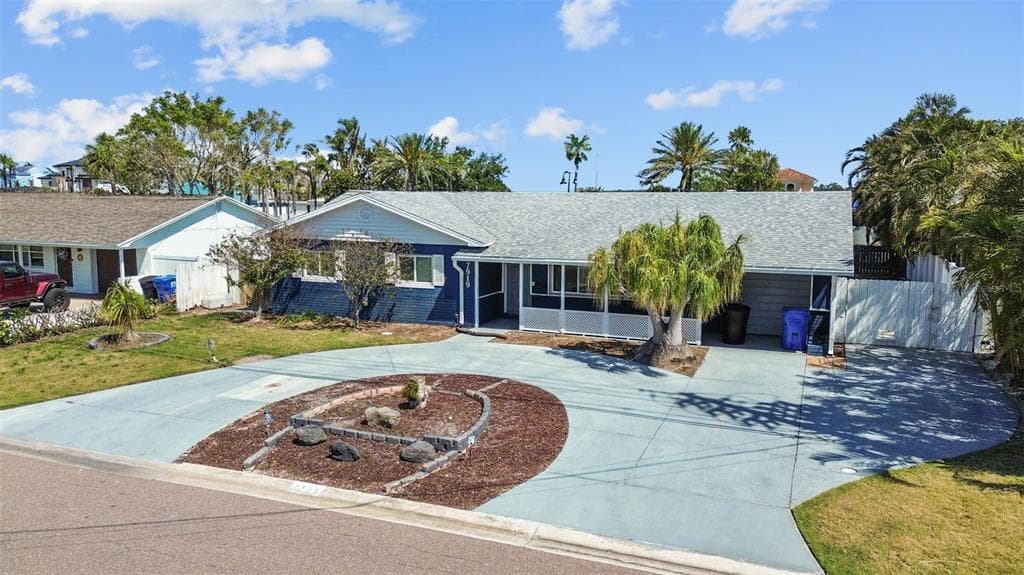 7919 CAUSEWAY BOULEVARD S ST PETERSBURG, FL 33707