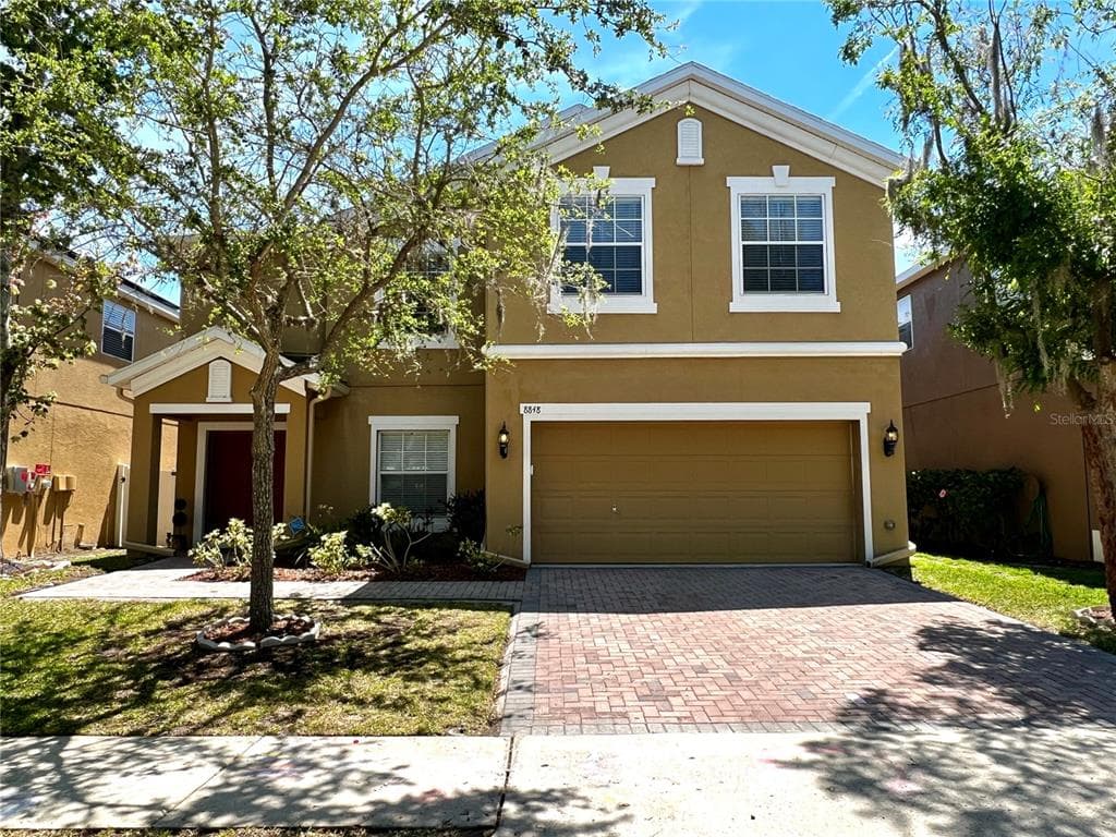8848 CAMERON CREST DRIVE TAMPA, FL 33626