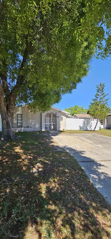 5105 WINDOVER WAY TAMPA, FL 33624