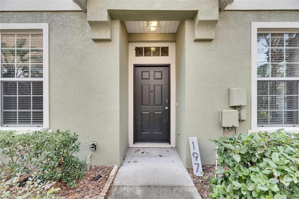 7001 INTERBAY BOULEVARD UNIT 197 TAMPA, FL 33616