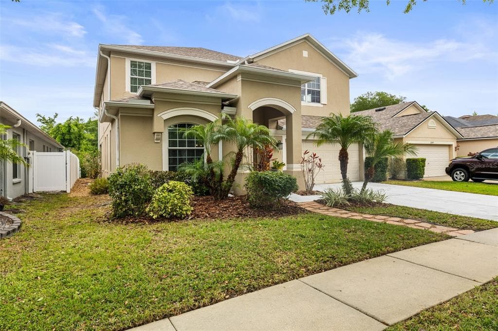 18243 CYPRESS BAY PARKWAY LAND O LAKES, FL 34638