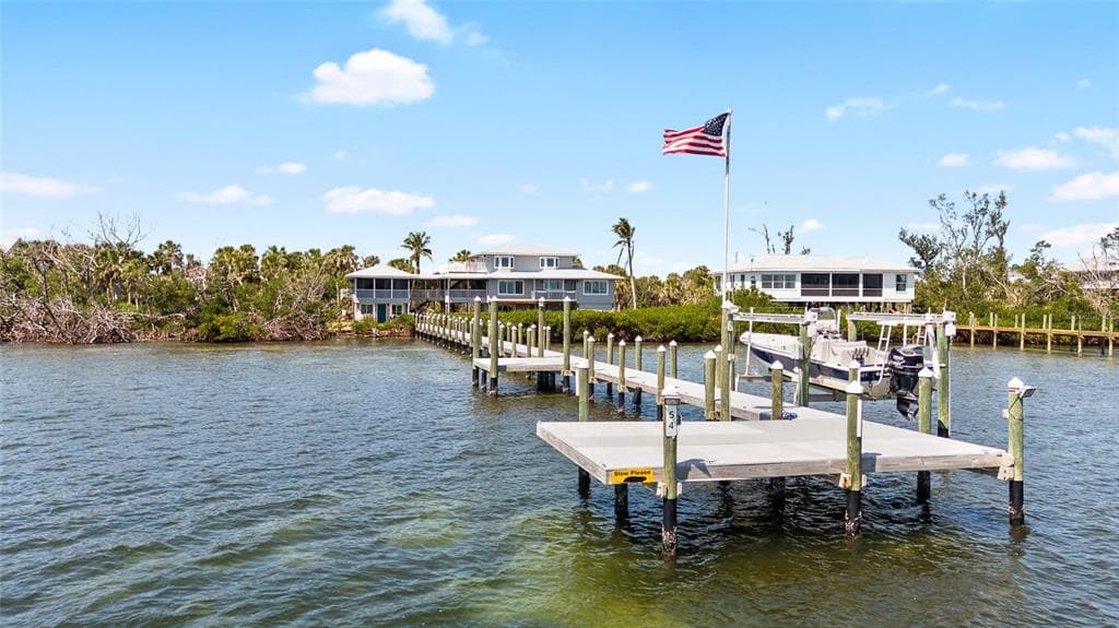9048 WHARF AVE PLACIDA, FL 33946