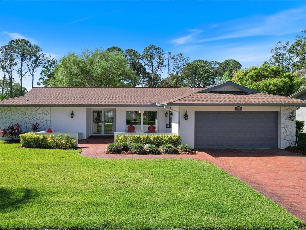 2673 CLUBHOUSE DRIVE S CLEARWATER, FL 33761