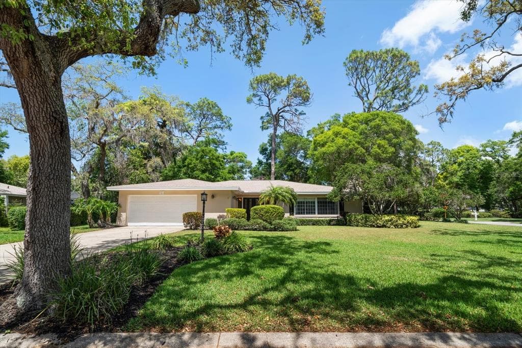 1431 NORMANDY LANE PALM HARBOR, FL 34683
