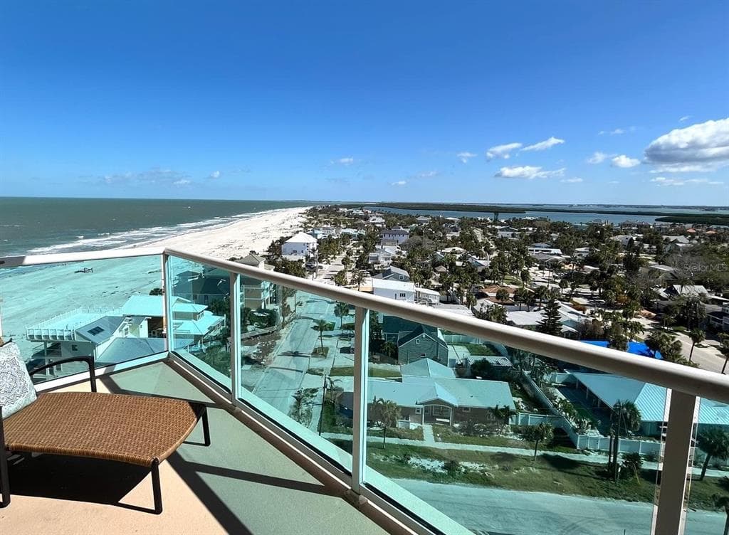 880 MANDALAY AVENUE UNIT N1004 CLEARWATER BEACH, FL 33767