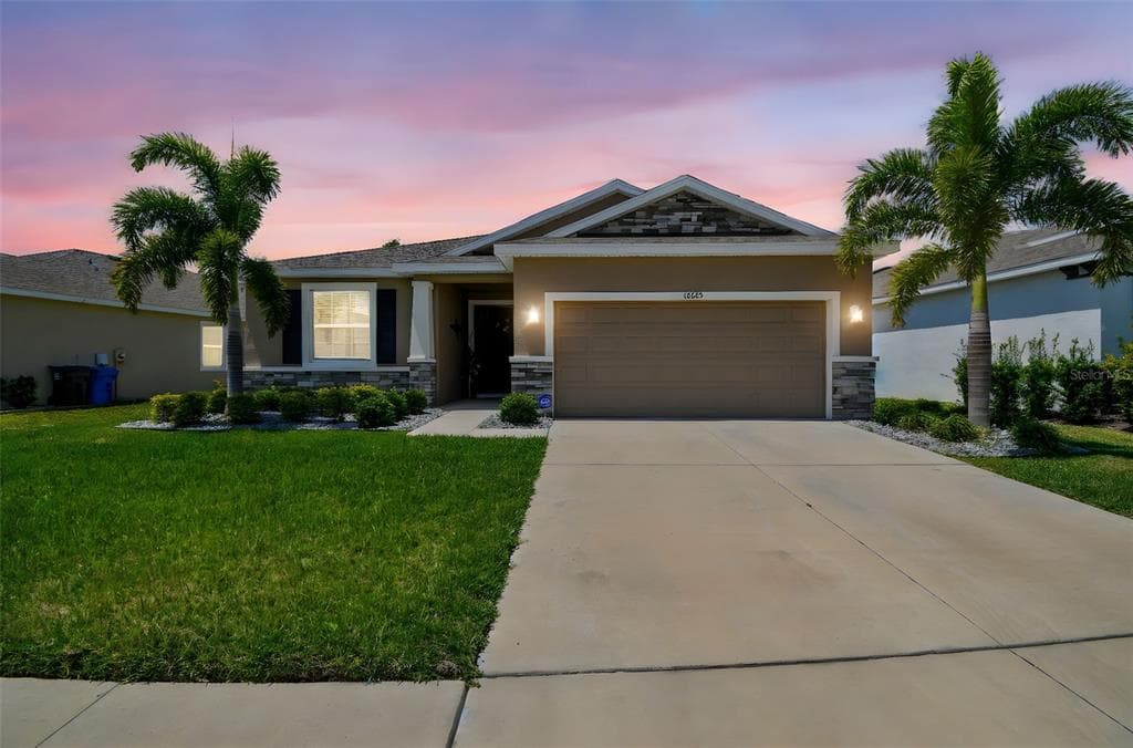 16625 GOOSE RIBBON PLACE WIMAUMA, FL 33598