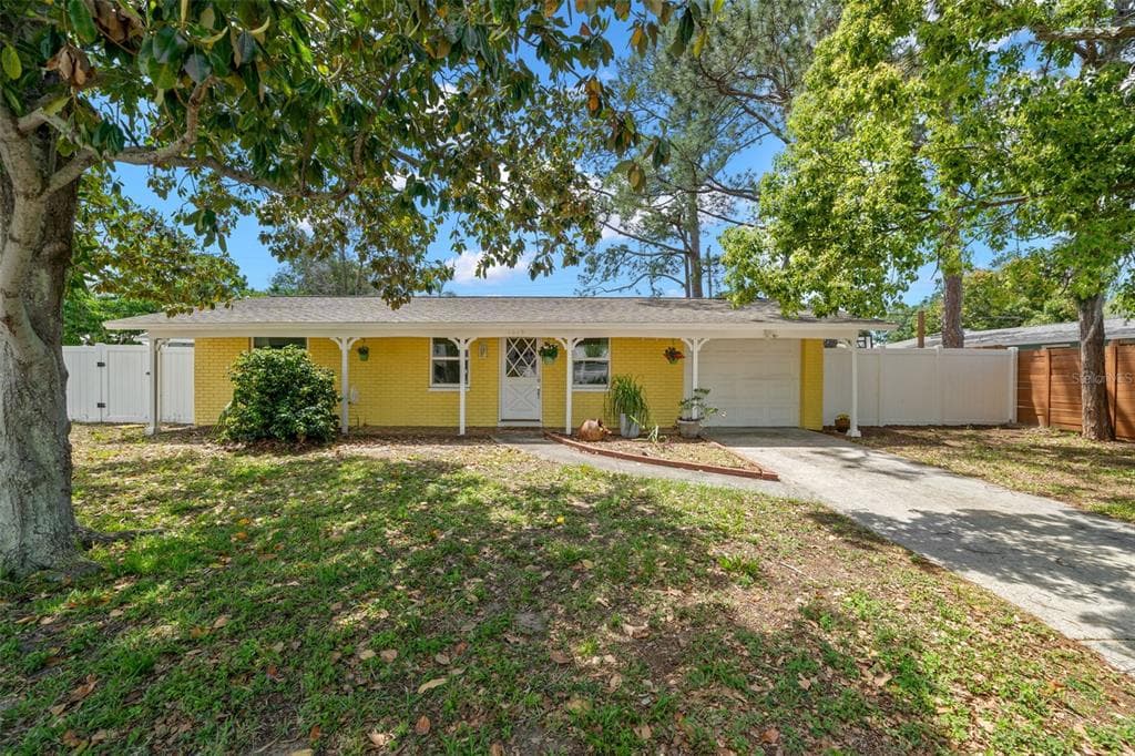 1019 GOSHEN ROAD TARPON SPRINGS, FL 34689