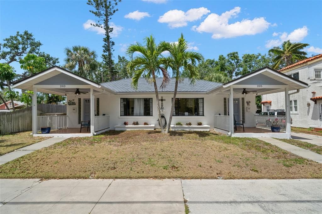 203 N 17TH STREET W BRADENTON, FL 34205