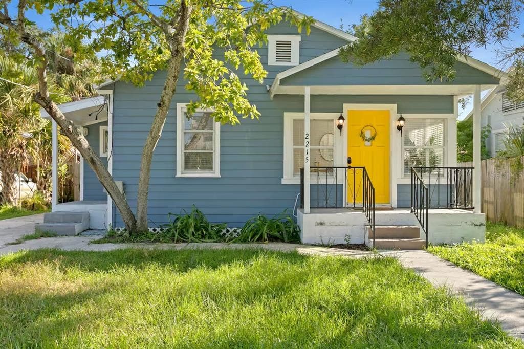 2215 THRACE STREET TAMPA, FL 33605