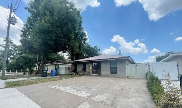 3804 W HAMILTON AVENUE TAMPA, FL 33614