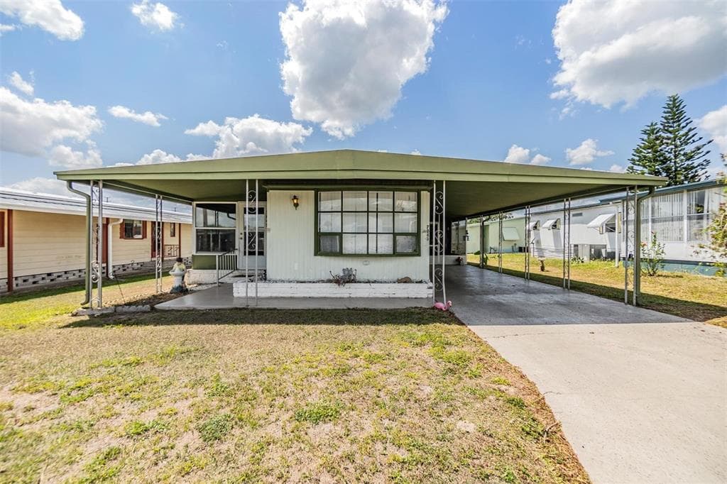 7045 EL DEWITT STREET ZEPHYRHILLS, FL 33541