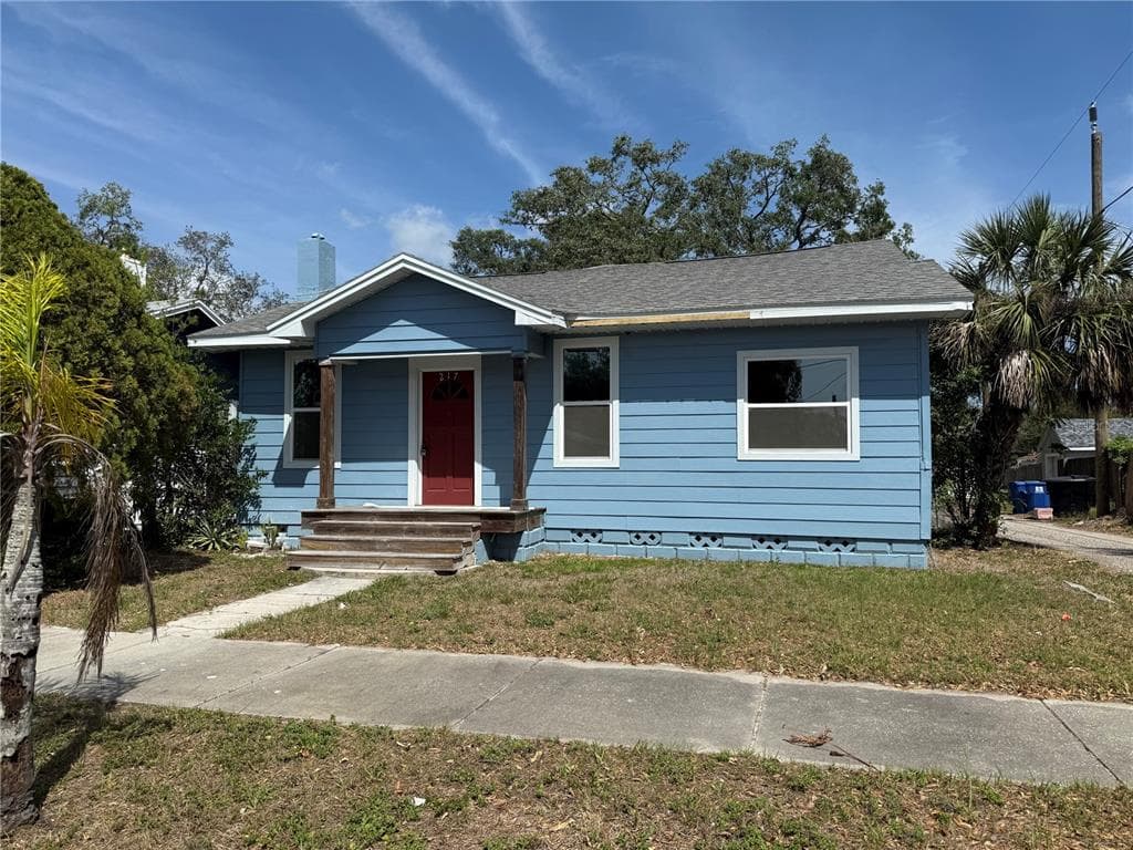 217 38TH STREET N ST PETERSBURG, FL 33713