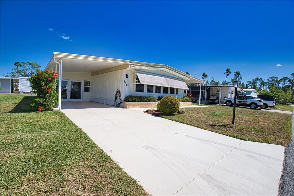 108 LA PALOMA NORTH PORT, FL 34287