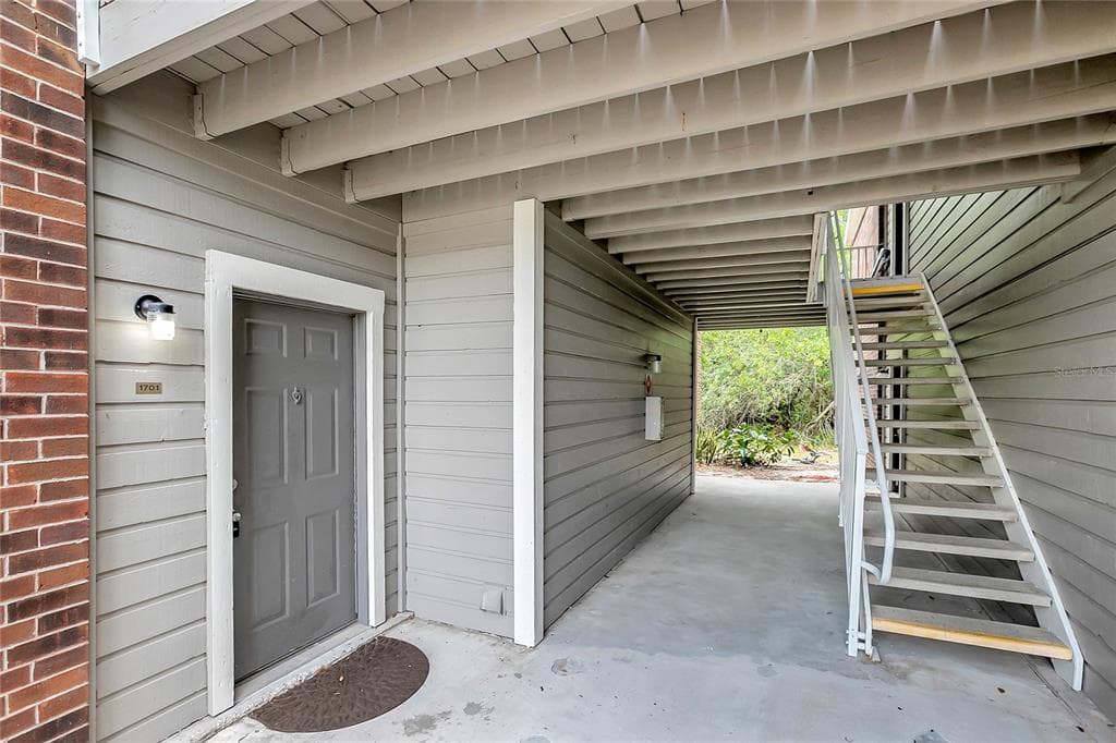 1400 GANDY BOULEVARD N UNIT 1701 ST PETERSBURG, FL 33702