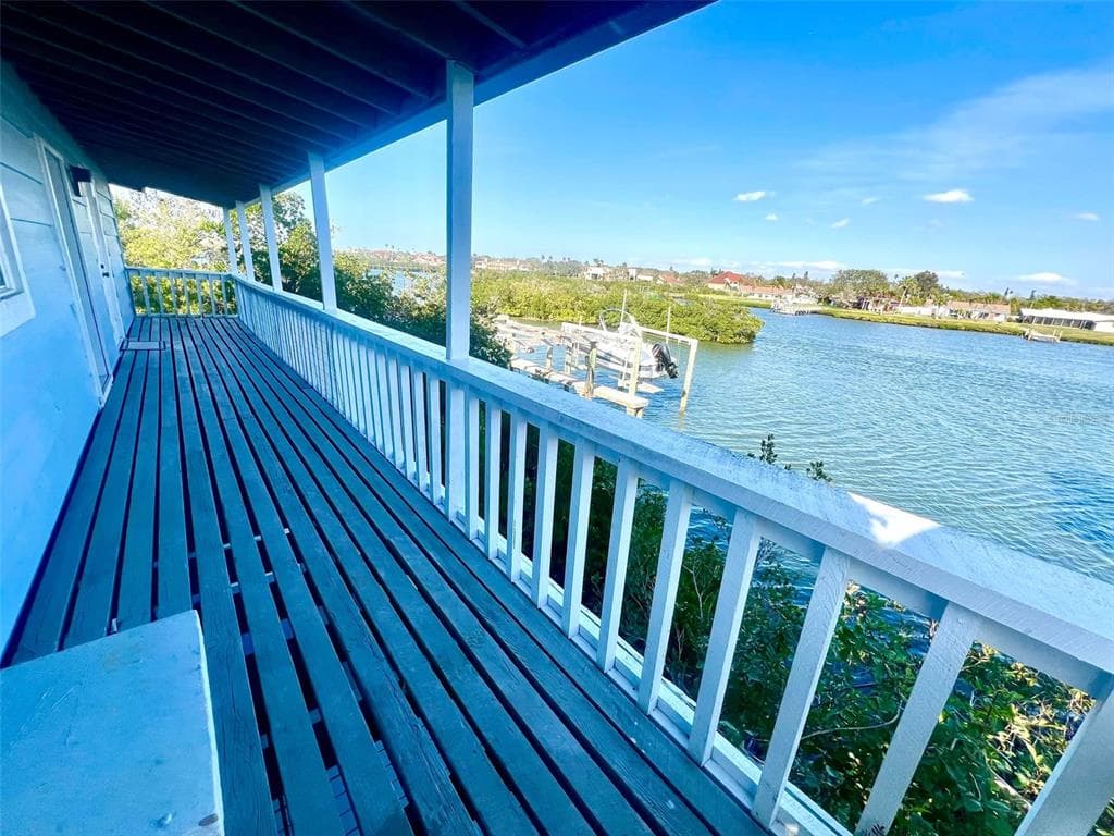 20063 GULF BOULEVARD INDIAN SHORES, FL 33785