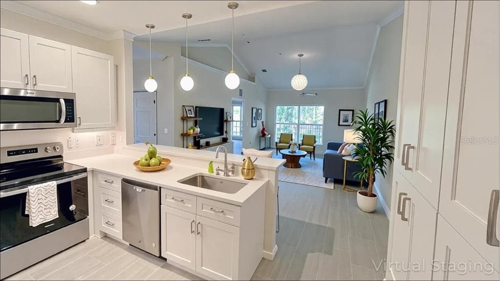 1137 WINDING PINES CIRCLE UNIT 205 CAPE CORAL, FL 33909