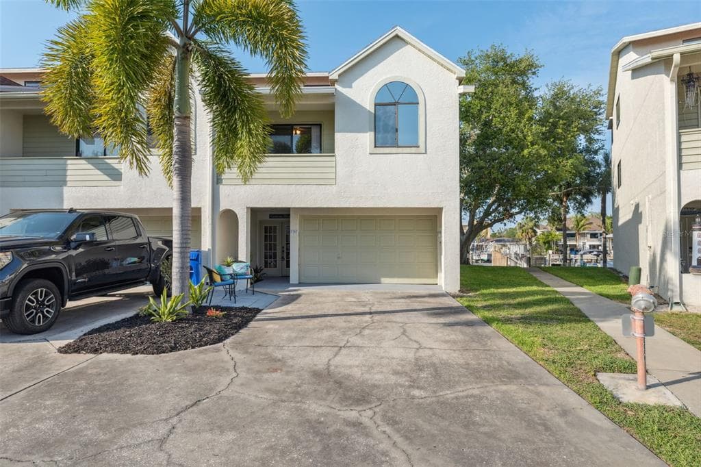 2387 HANOVER DRIVE UNIT 2387 DUNEDIN, FL 34698