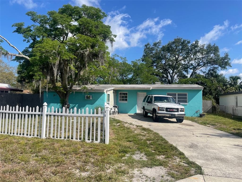 2175 20TH AVENUE SW LARGO, FL 33774