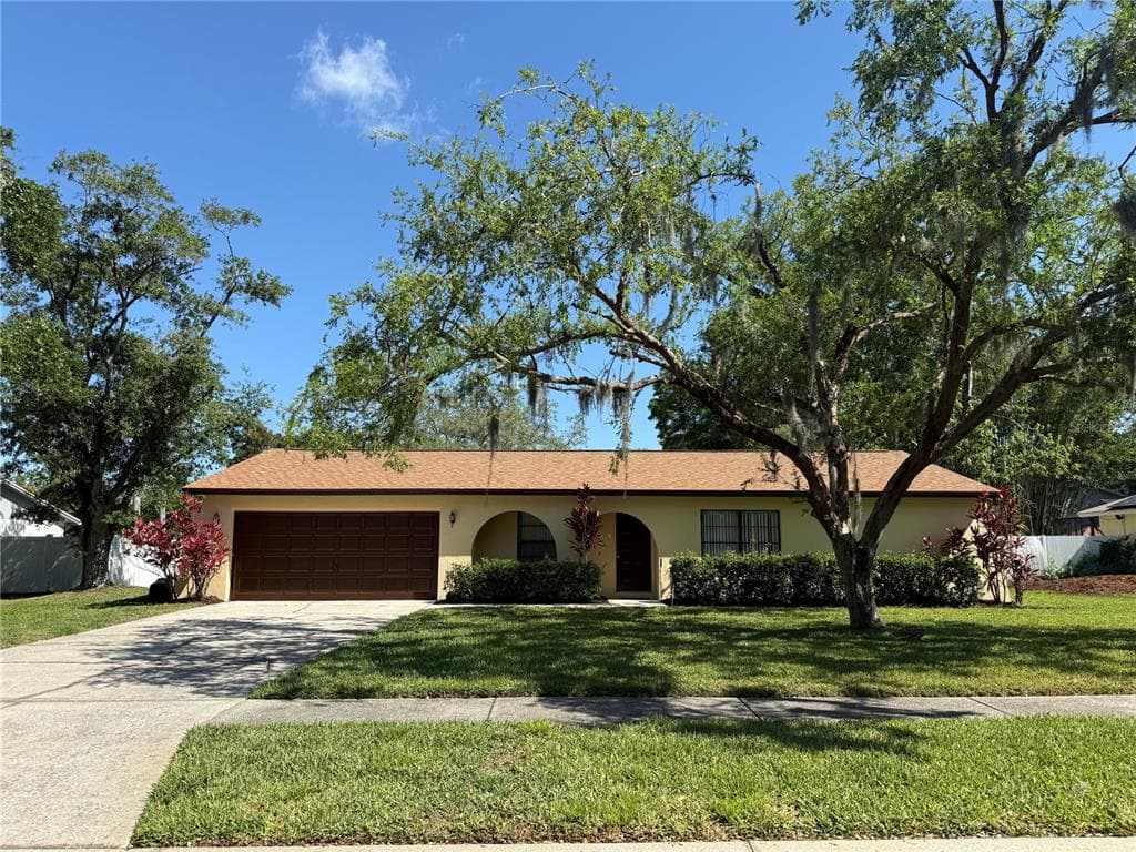 6621 BAYBROOKS CIRCLE TEMPLE TERRACE, FL 33617